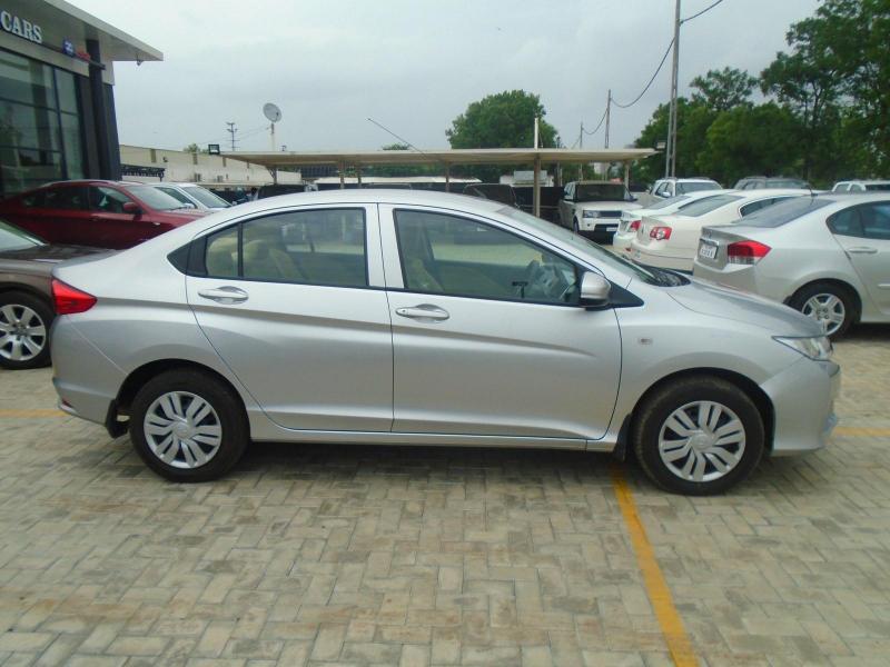 Honda City 1.5 S MT 2015