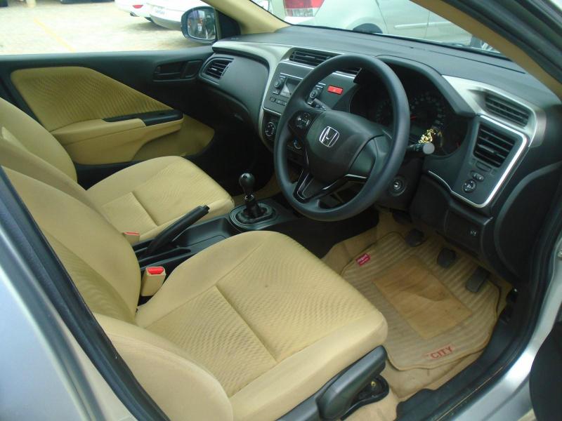 Honda City 1.5 S MT 2015