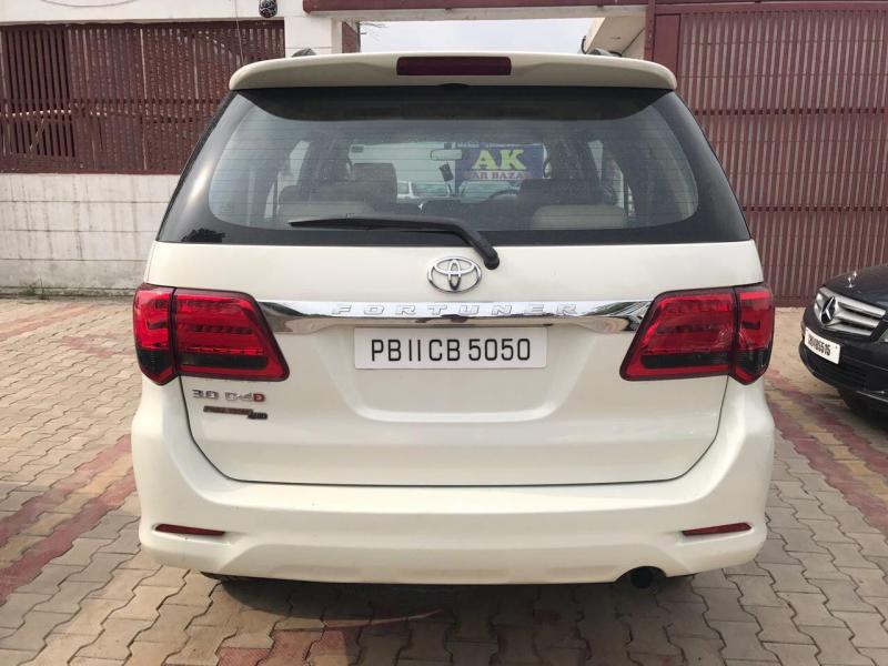 Toyota Fortuner 3.0 Limited Edition 2014