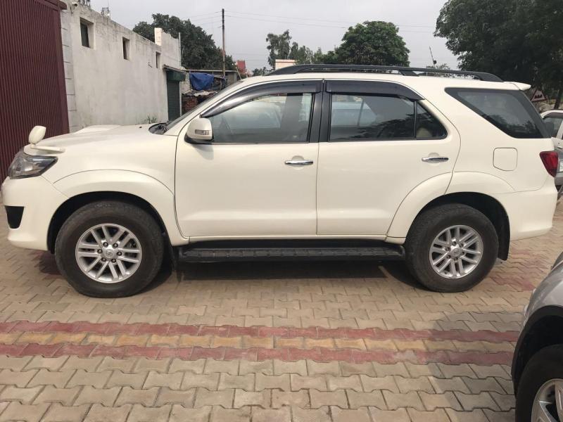 Toyota Fortuner 3.0 Limited Edition 2014