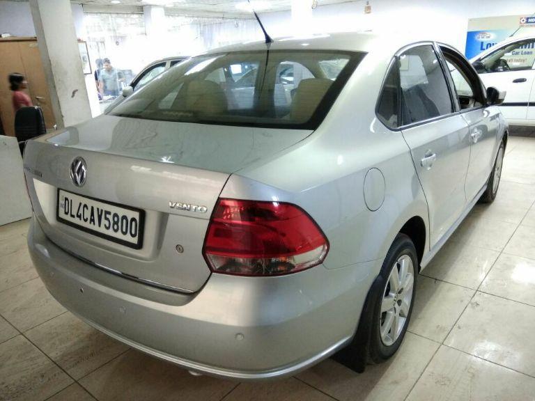 Volkswagen Vento Highline Petrol 2011