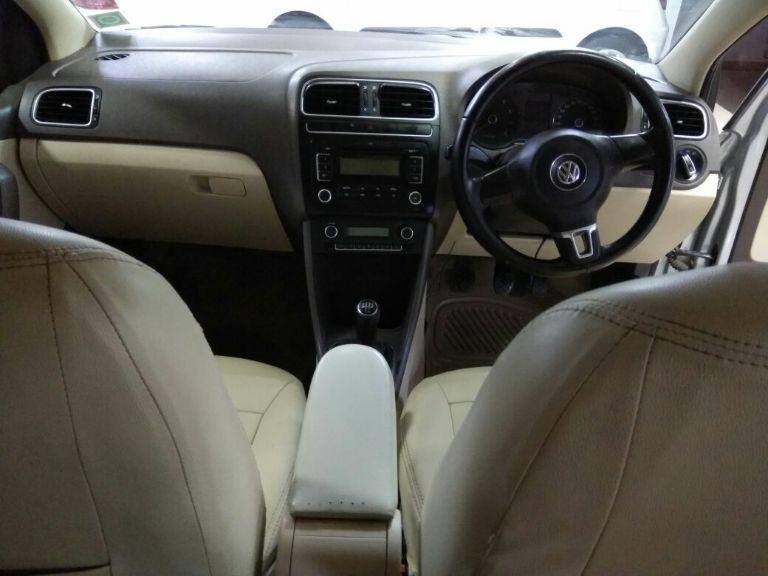 Volkswagen Vento Highline Petrol 2011