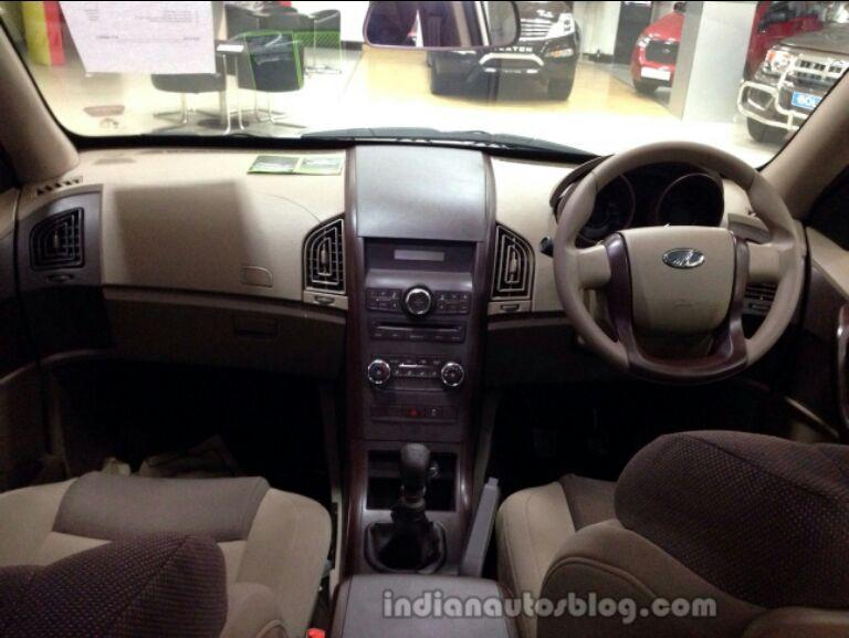 Mahindra XUV500 W8 2014