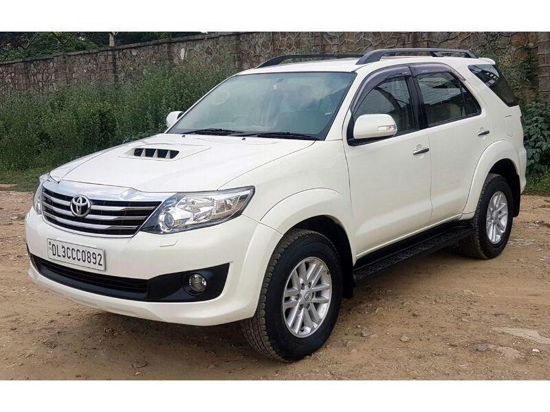 Toyota Fortuner 3.0 4X2 AT 2013