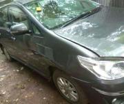 Toyota Innova 2.0 V 2013