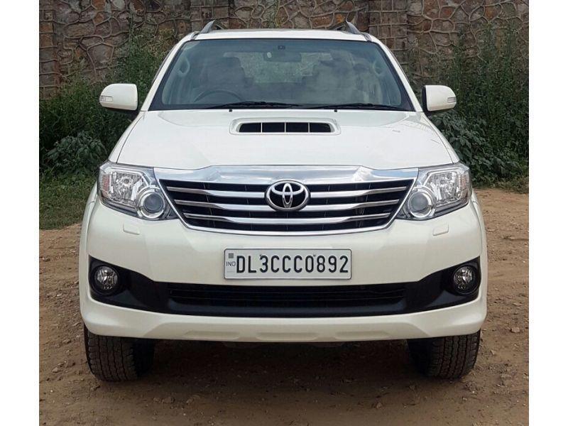 Toyota Fortuner 3.0 4X2 AT 2013