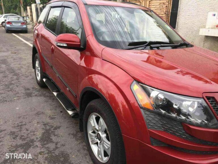 Mahindra XUV500 W8 2014