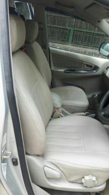 Toyota Innova G4 2010