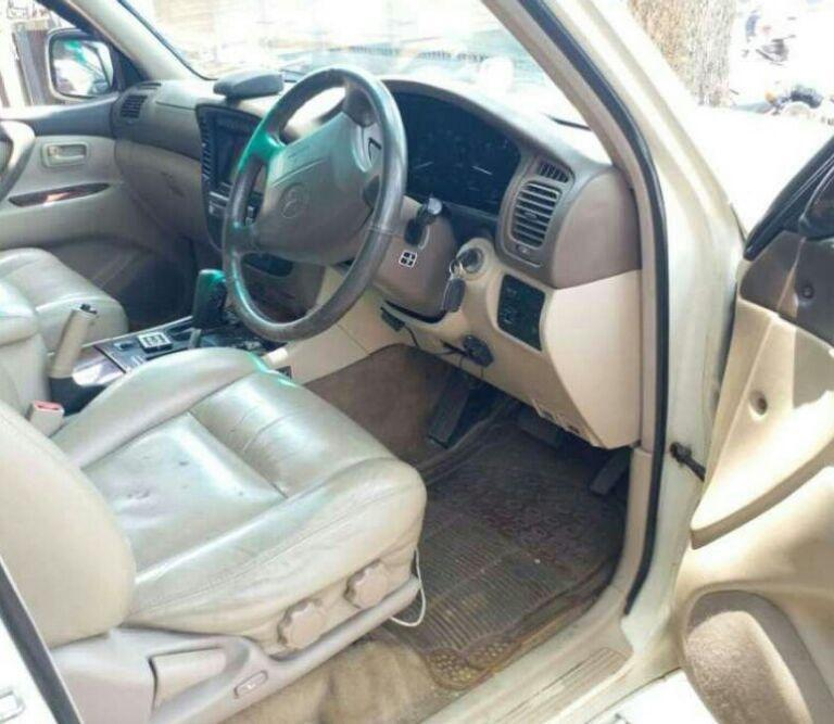 Toyota Land Cruiser LC200 VX 2001