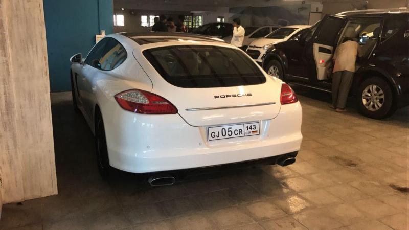 Porsche Panamera 4S 2012