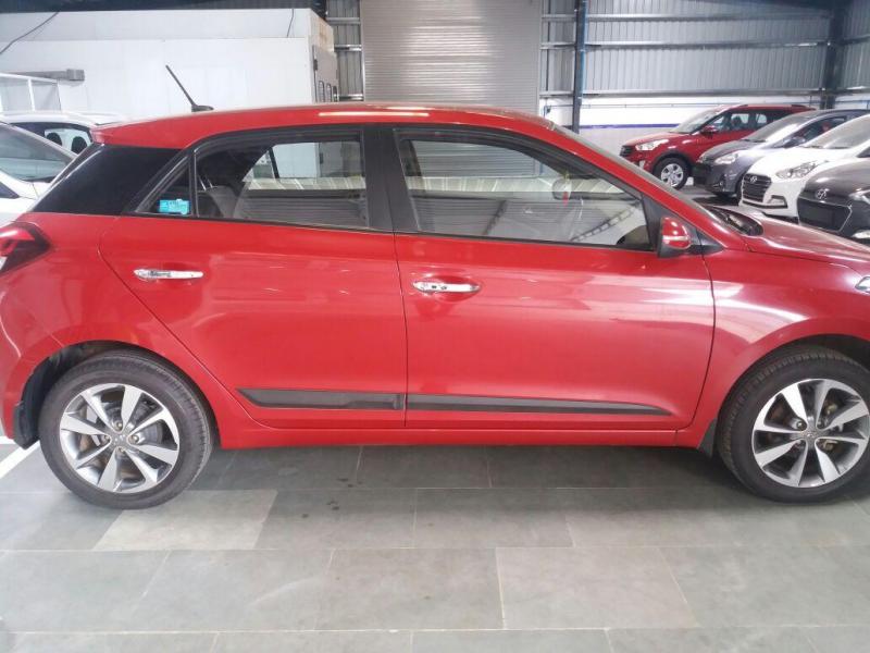 Hyundai Grand i10 Asta 1.1 CRDi (O) 2016