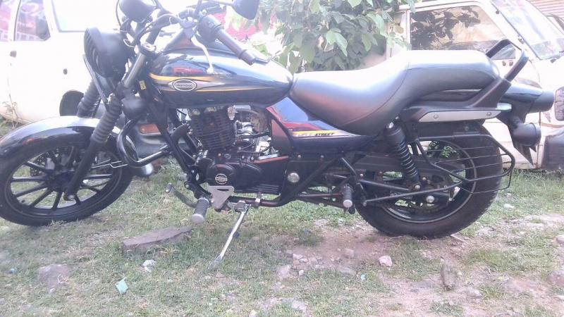 Bajaj Avenger Street 150 2016