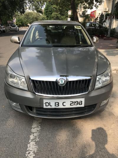 Skoda Laura ELEGANCE 1.9 TDI MT 2010