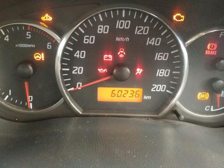 Maruti Suzuki Swift DZire ZDi 2011