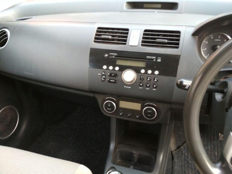 Maruti Suzuki Swift DZire ZDi 2011