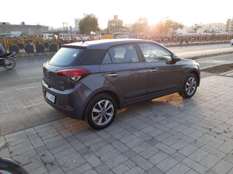 Hyundai Elite i20 Sportz 1.4 2015