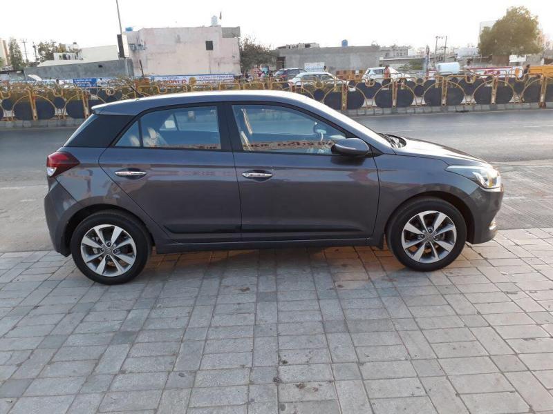 Hyundai Elite i20 Sportz 1.4 2015