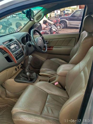 Toyota Fortuner 3.0 MT 4X4 2010