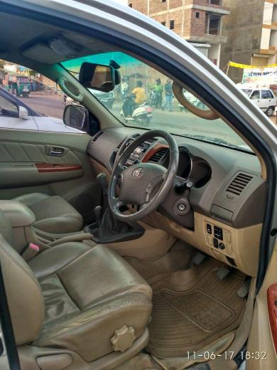 Toyota Fortuner 3.0 MT 4X4 2010