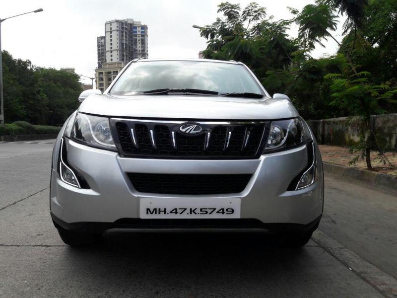 Mahindra XUV500 W10 AT 2016