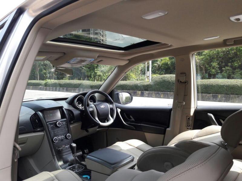 Mahindra XUV500 W10 AT 2016