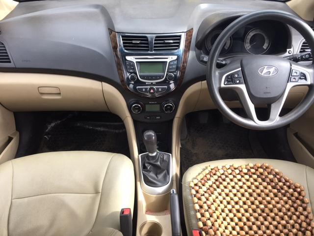 Hyundai Verna 1.6 CRDI SX (O) 2012