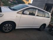 Toyota Innova 2.5 GX 2012