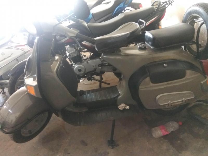 Bajaj Chetak 150cc 2006