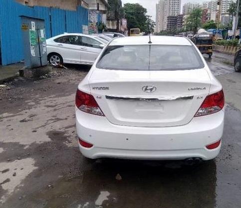 Hyundai Verna FLUIDIC 1.6 SX CRDI 2011