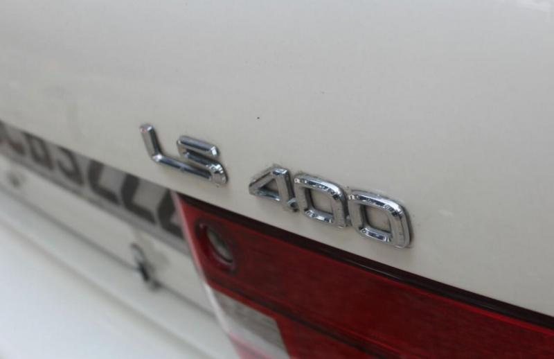 Lexus LS 400 1999