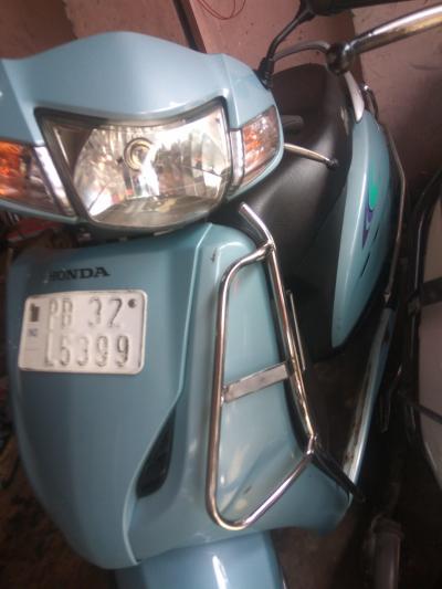 Honda Activa 110cc 2011