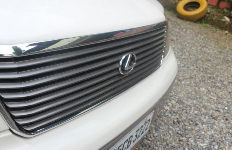 Lexus LS 400 1999