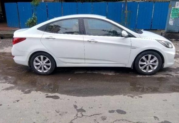 Hyundai Verna FLUIDIC 1.6 SX CRDI 2011