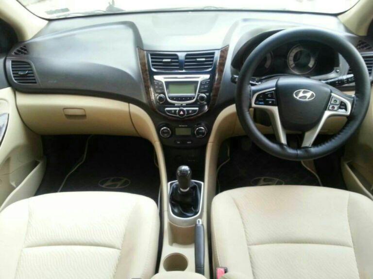 Hyundai Verna FLUIDIC 1.6 CRDI SX 2012