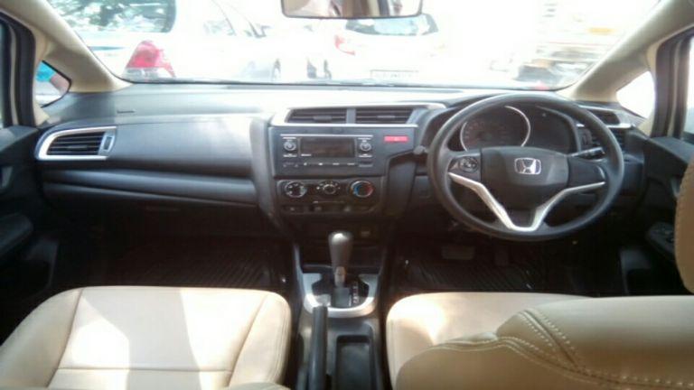 Honda Jazz S CVT i-VTEC 2015