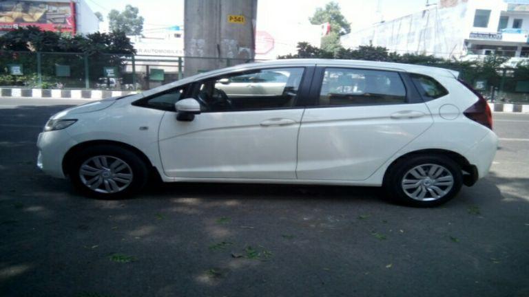 Honda Jazz S CVT i-VTEC 2015