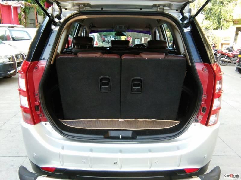Mahindra XUV500 W8 2013
