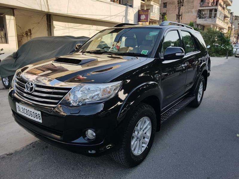 Toyota Fortuner 3.0 4X2 AT 2012