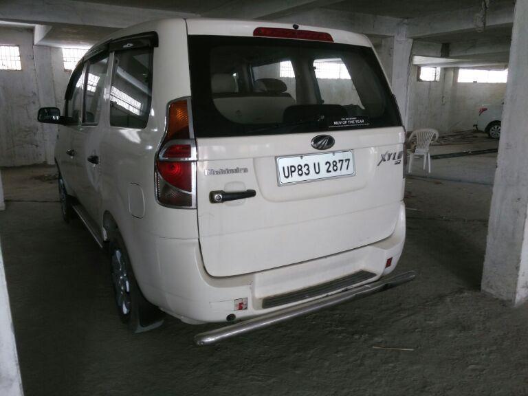 Mahindra Xylo E4 2011