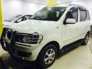 Mahindra Quanto C6 2012