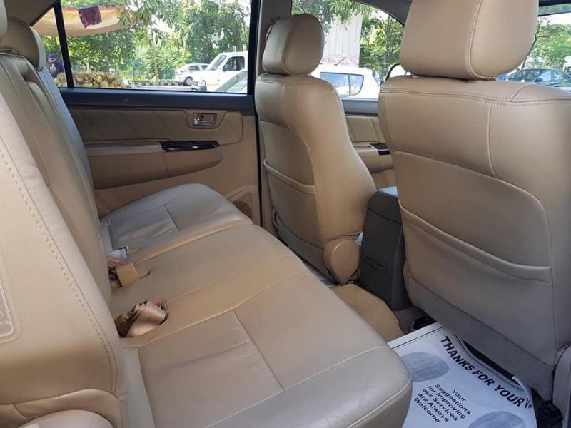 Toyota Fortuner 3.0 4X2 AT 2012