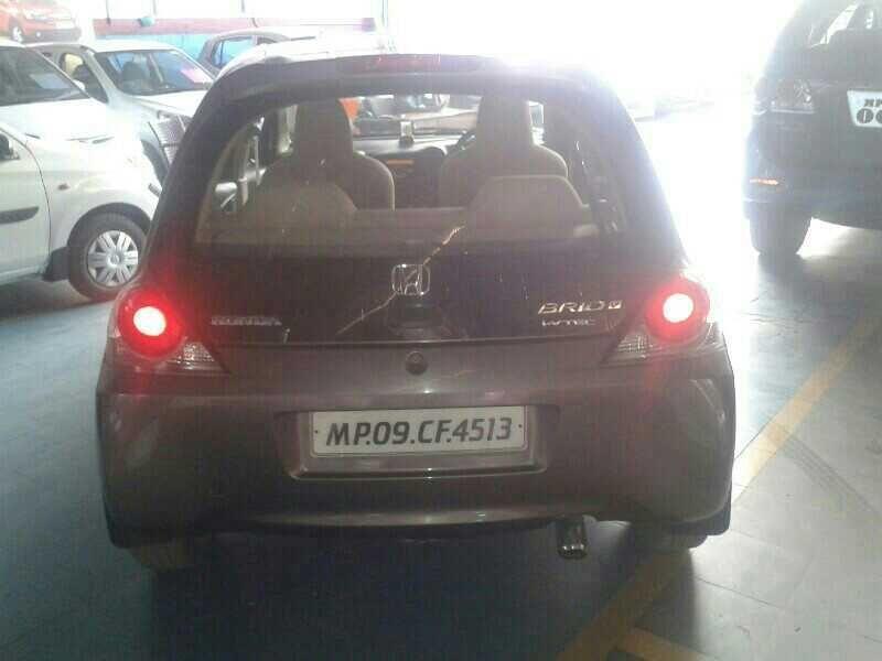 Honda Brio V MT 2012
