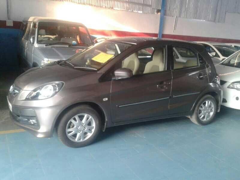 Honda Brio V MT 2012
