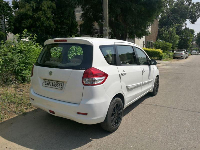 Maruti Suzuki Ertiga VDi 2012