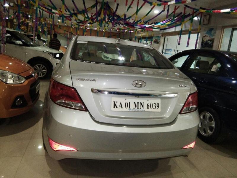 Hyundai Verna FLUIDIC 1.6 SX CRDI 2016