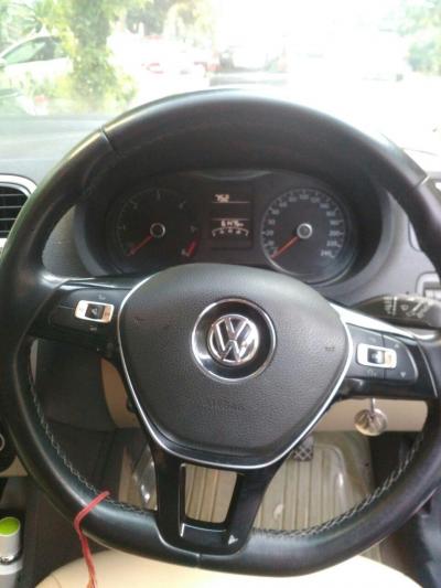 Volkswagen Polo Trendline 1.5L (D) 2015