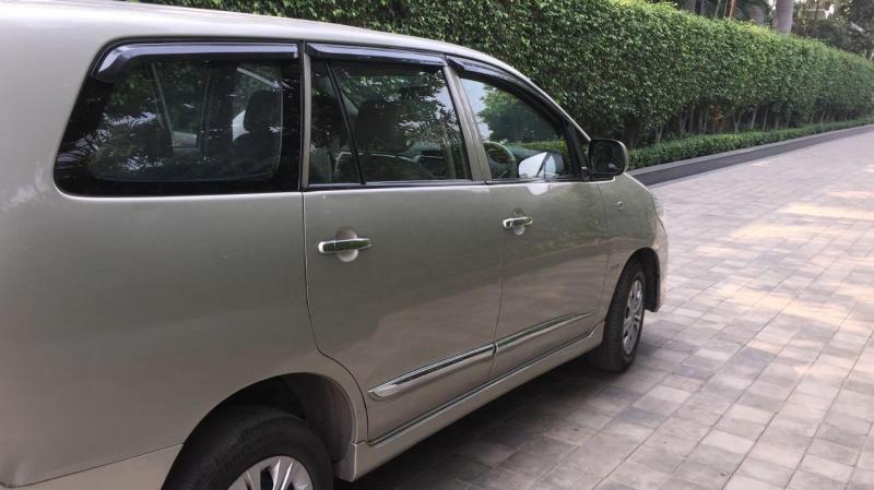 Toyota Innova 2.5 G 2014