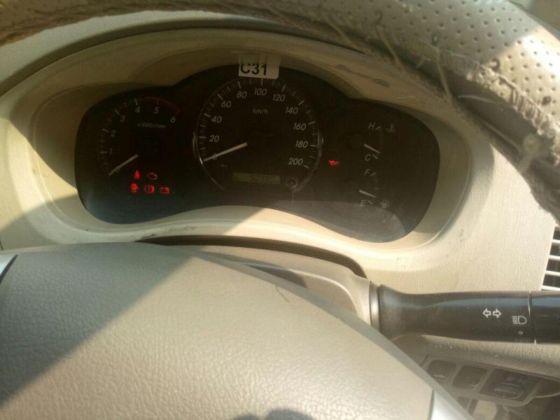 Toyota Innova 2.5 G 2014