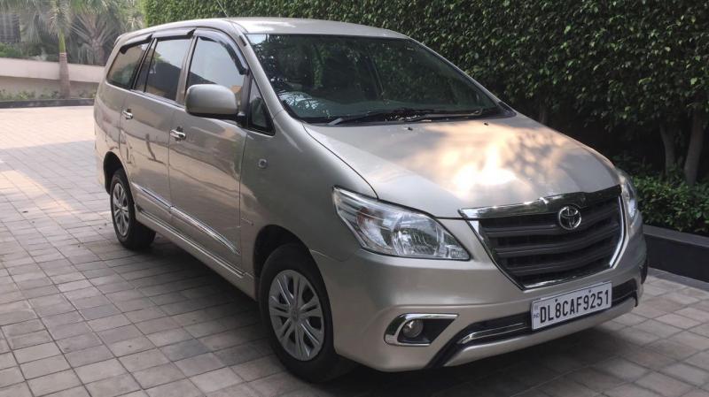 Toyota Innova 2.5 G 2014