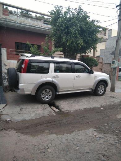 Ford Endeavour XLT TDCI 4X4 2008